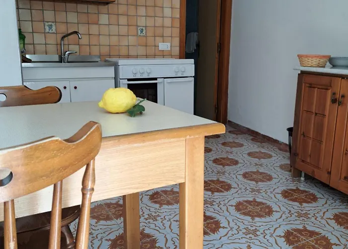 Casa Gialla Apartment